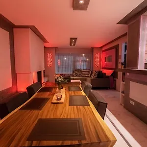 Villa The Waterside Designer Waterfront Oasis Spa & Sauna Terrace, Zwanenburg